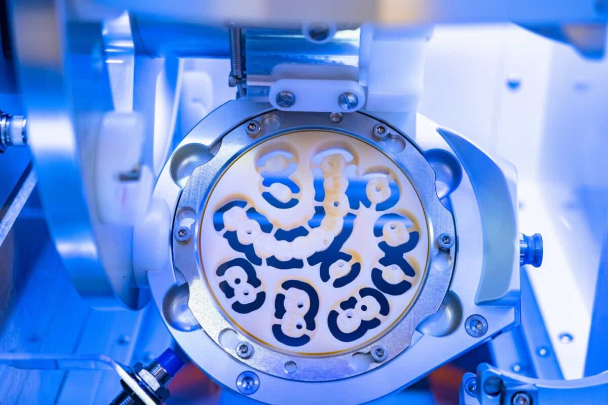 What Is a Dental Milling Machine